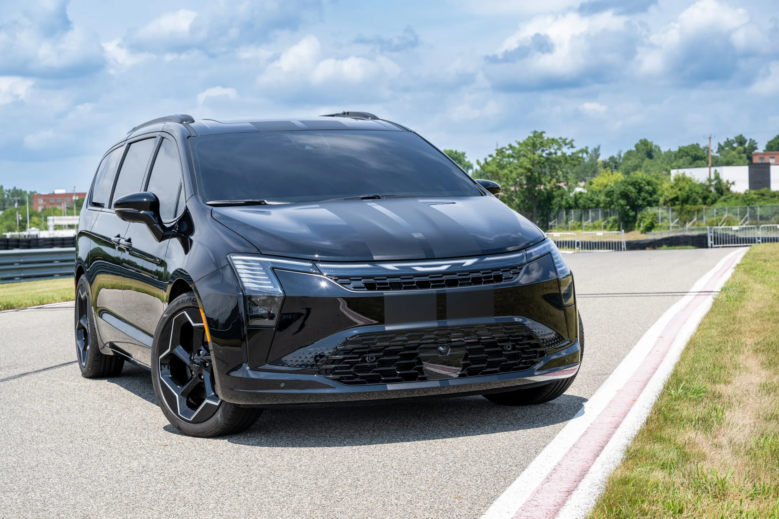 Chrysler Pacifica VANkulture